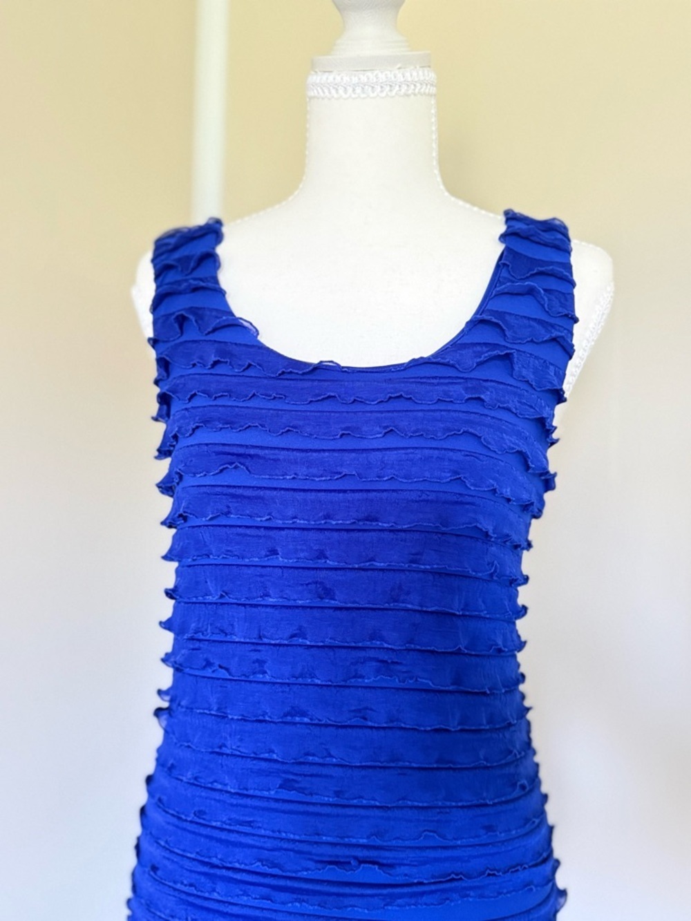 Forever 21 Textured Ruffle Royal Blue Mini Dress Size M 💙 - Picture 2 of 9